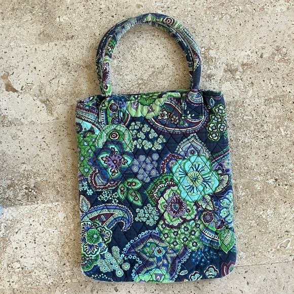 Vera Bradley Paisley Retired Blue Rhapsody Quilted MediumTote - Picture 2 of 11